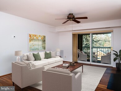 5922 Cove Landing Rd unit 302, Burke, VA 22015 - photo 5