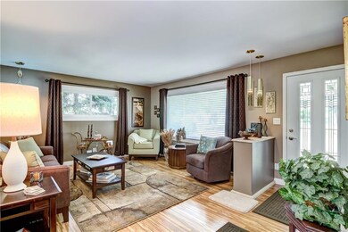 313 E Washington St, Augusta, WI 54722 - photo 3