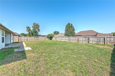 1301 E Courage, Siloam Springs, AR 72761 - photo 5