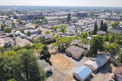 1336 Oregon St, Redding, CA 96001 - photo 5