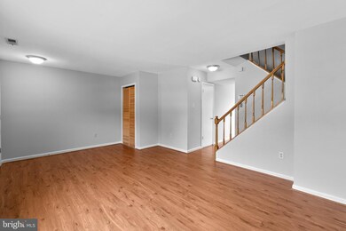 9613 Axehead Ct, Randallstown, MD 21133 - photo 3