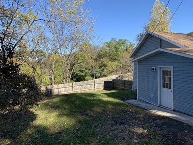 81 Mitchell St, Troy, NY 12180 - photo 2