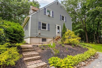 16 Meadowview Dr, Newton, NH 03858 - photo 3