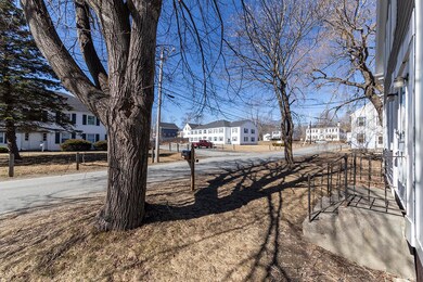 10 Pine Street, Thomaston