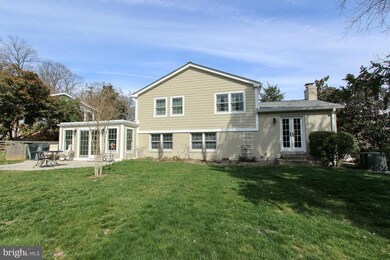 1505 Wake Forest Dr, Alexandria, VA 22307 - photo 5