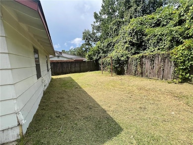 2807 Nall St, Mobile, AL 36607 - photo 2