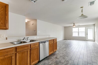 2720 Weslayan Dr, Denton, TX 76210 - photo 6