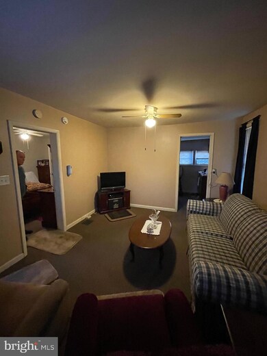 2208 Hammonds Ferry Rd, Halethorpe, MD 21227 - photo 7