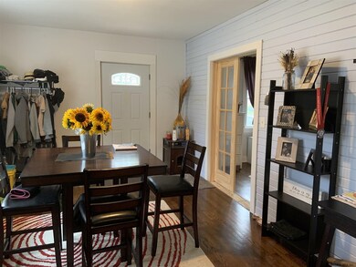 32 Swartson Ct, Albany, NY 12209 - photo 2