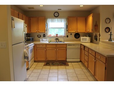 225 Juniper Dr, South Burlington, VT 05403 - photo 3