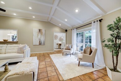 10011 Overbrook Ln, Houston, TX 77042 - photo 5