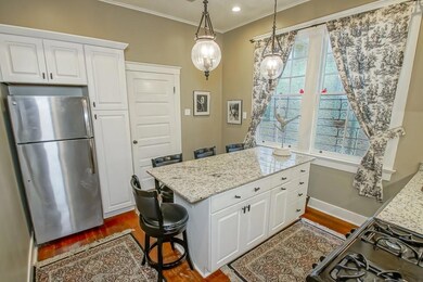 Renovated kitchen on 2730 side with island for ext