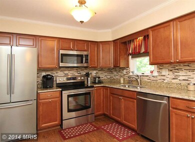 7078 Bridle Ct, Sykesville, MD 21784 - photo 2