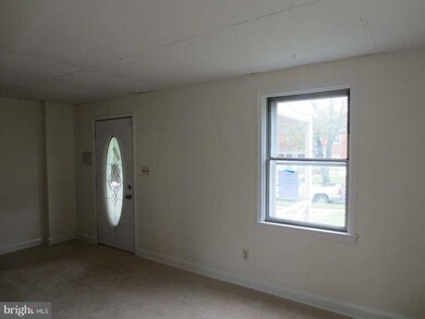 2300 Cloville Ave, Baltimore, MD 21214 - photo 2
