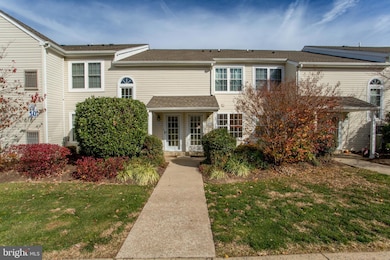 10014 Beacon Hill Dr unit 7, Southampton, PA 18966 - photo 3