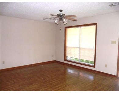 136 Glendale St, Pineville, LA 71360 - photo 3