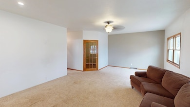 309 Grant St, Quinter, KS 67752 - photo 4