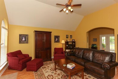 90 Brookwood Cir, Oakland, TN 38060 - photo 5