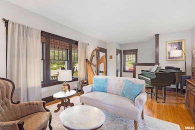 847 College Ave, Davenport, IA 52803 - photo 7