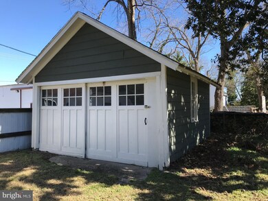 111 Elizabeth St, Salisbury, MD 21801 - photo 2