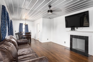 1510 E 29th St, Sheffield, AL 35660 - photo 3