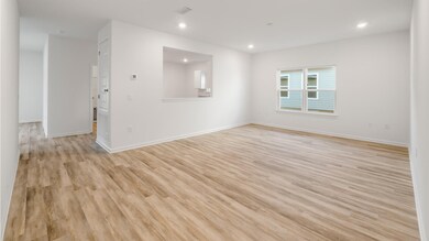 39_Bluebeech_Street_4_Living_Room