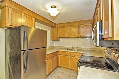 58 Jacqueline Rd unit 4, Waltham, MA 02452 - photo 4