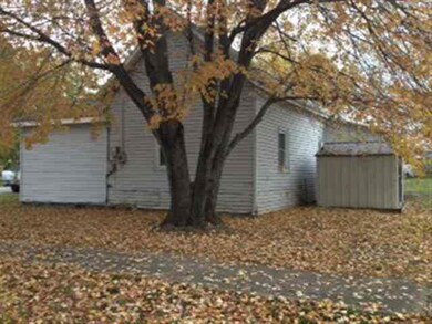 904 N Seminary St, Princeton, IN 47670 - photo 3