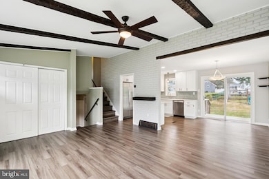 81 W Woodcrest Ave, Maple Shade, NJ 08052 - photo 5