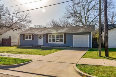 911 Poindexter Ave, Cleburne, TX 76033 - photo 6