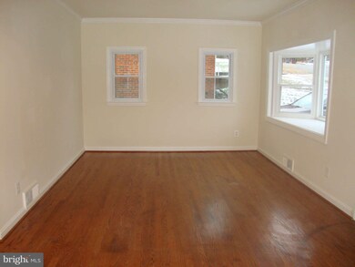 1513 Jutewood Ave, Hyattsville, MD 20785 - photo 7