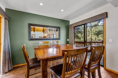 Dining nook