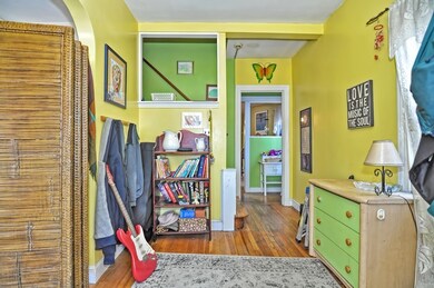 17 Manthorne Rd, West Roxbury, MA 02132 - photo 2