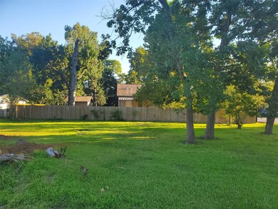 9622 Edgeworth St, Houston, TX 77093 - photo 4