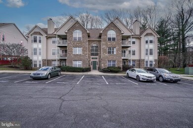 9812 Lake Pointe Ct unit 202, Upper Marlboro, MD 20774 - photo 2