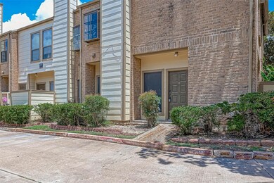 8299 Cambridge St unit 1705, Houston, TX 77054 - photo 5