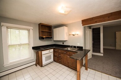 7 Summer St unit 3, Nashua, NH 03064 - photo 6