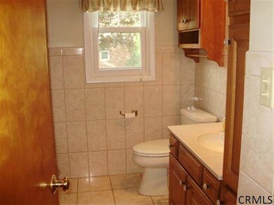 31 Jennifer Rd, Schenectady, NY 12302 - photo 7