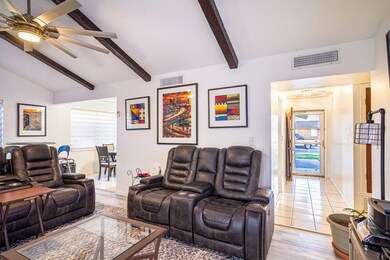 3321 Beachcomber _ 007