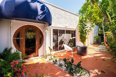 3765-1 Carmen Ct, Miami, FL 33133 - photo 6