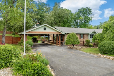 310 Hollywood Cir, Sevierville, TN 37862 - photo 4