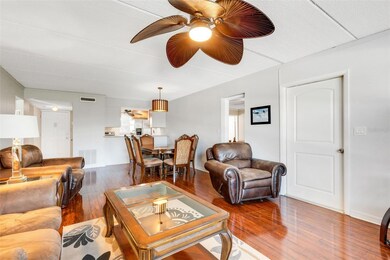 New Atlantis Club unit 119, Largo, FL 33774 - photo 5