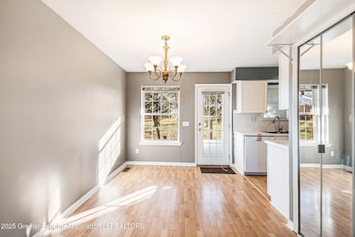 6354 Beechfield Dr unit 64, Lansing, MI 48911 - photo 6