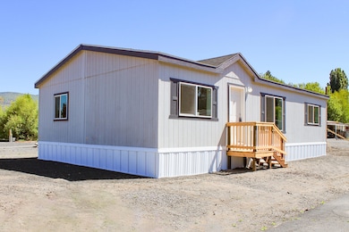 4647 Winter Ave unit Space 53, Klamath Falls, OR 97603 - photo 2