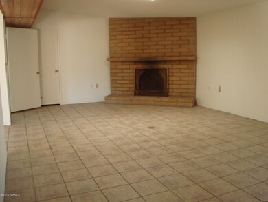 Family Room with fireplace