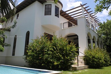 274 W Mashta Dr, Key Biscayne, FL 33149 - photo 2