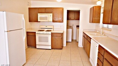 1937 Capistrano Ave unit na, Las Vegas, NV 89169 - photo 4