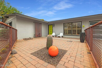 Front Patio 1