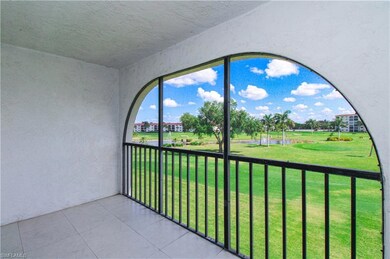 41 High Point Cir S unit 303, Naples, FL 34103 - photo 4