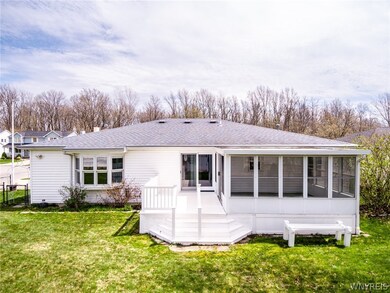 510 Homestead Dr, North Tonawanda, NY 14120 - photo 4